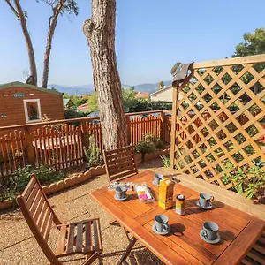 Appartement Les Residences Et Bungalows De Giens, Hyères